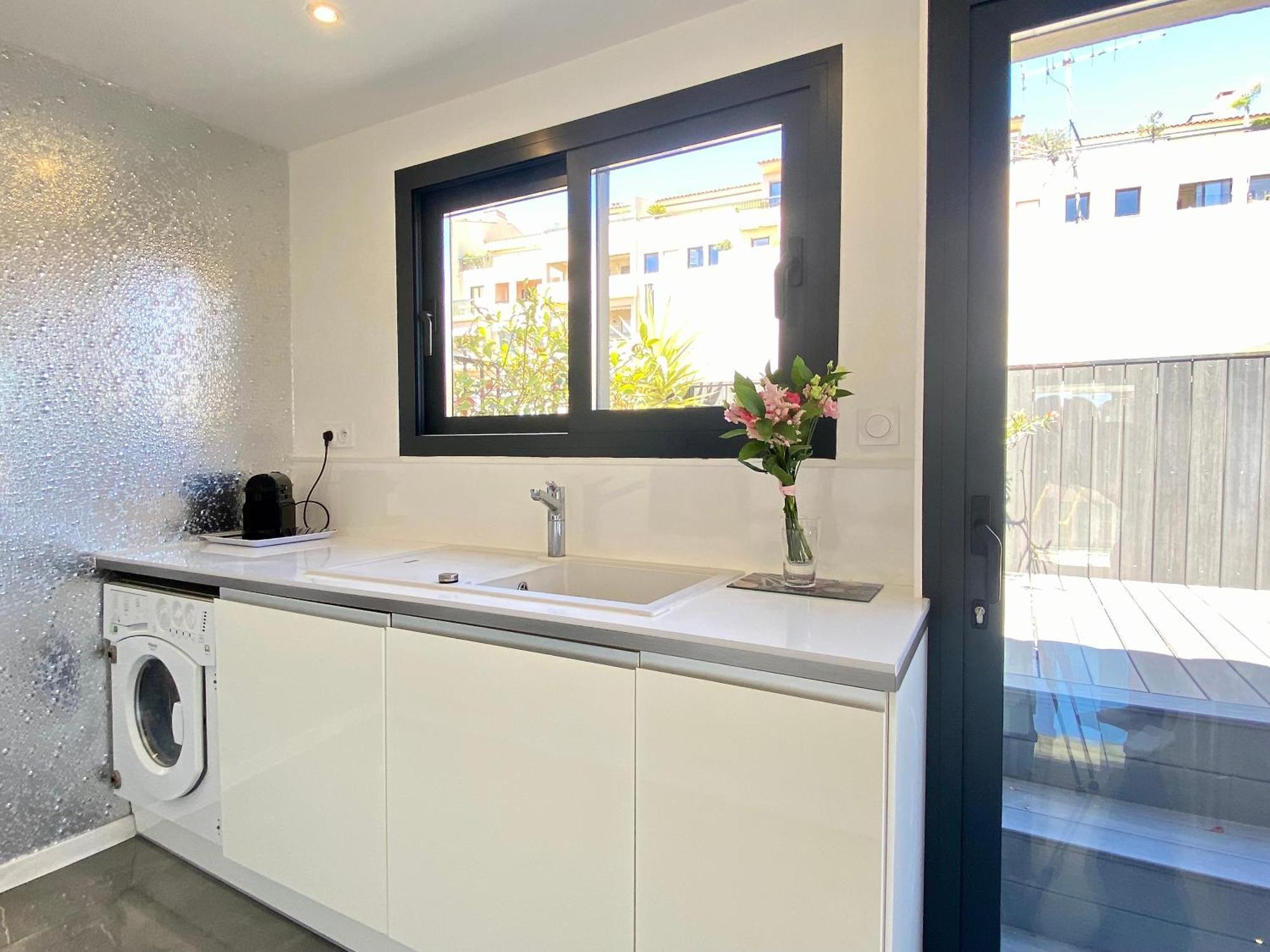 Luxury "Les Toits Du Soleil" - Magnifique Appartement Avec Terrasses Et Jacuzzi - Centre De Cannes - By Scls Locations المظهر الخارجي الصورة