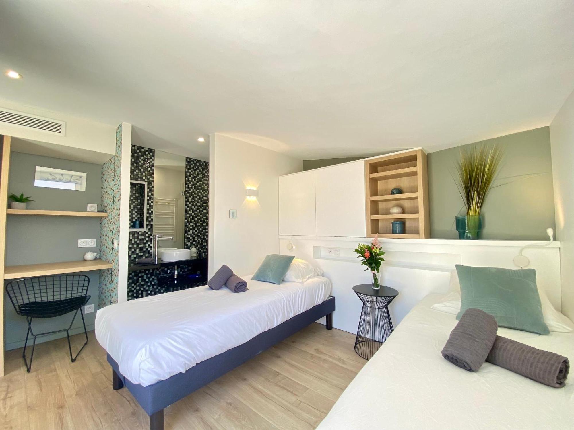 Luxury "Les Toits Du Soleil" - Magnifique Appartement Avec Terrasses Et Jacuzzi - Centre De Cannes - By Scls Locations المظهر الخارجي الصورة